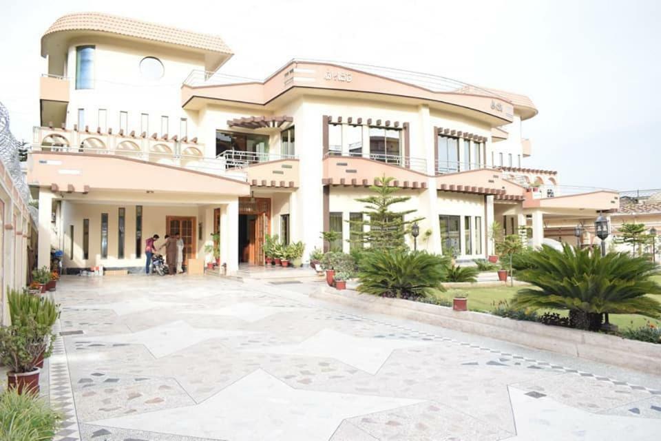 Royal Emirates Residence 阿伯塔巴德 外观 照片